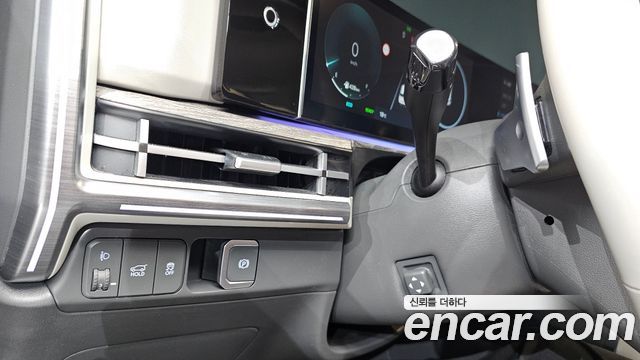 Hyundai Santafe 2025 — photo 27