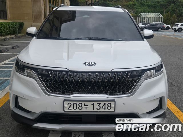 Kia Canival 2021 — photo 3