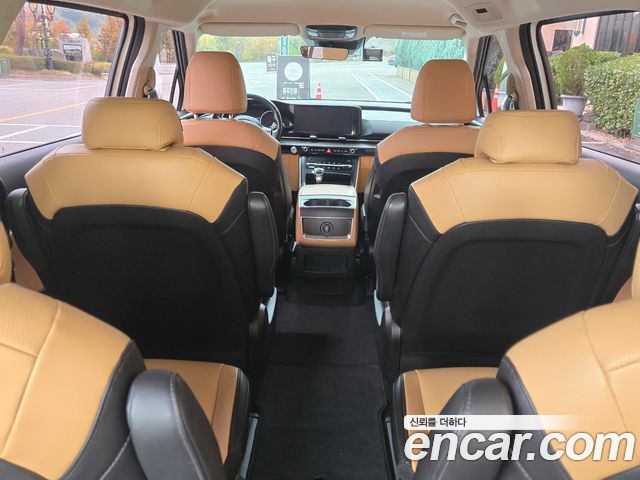 Kia Canival 2021 — photo 7