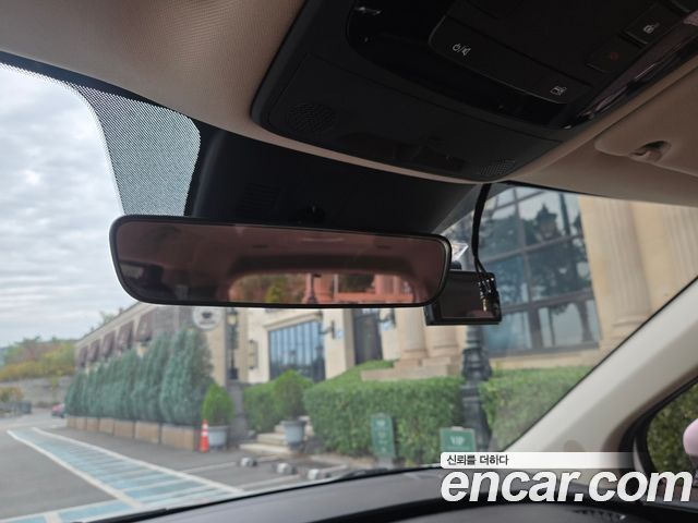 Kia Canival 2021 — photo 19