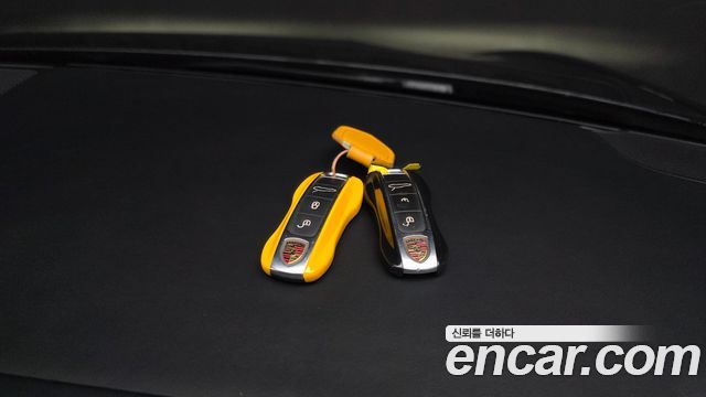 Porsche Panamera 2018 — photo 30