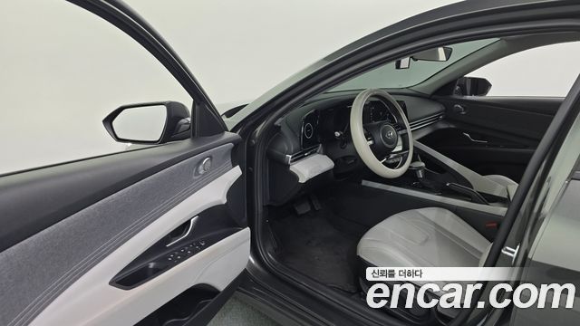 Hyundai AVANTE 2023 — photo 10