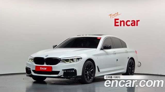 BMW 5-Series 2018 — photo 1