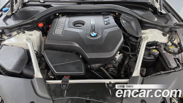 BMW 5-Series 2018 — photo 6