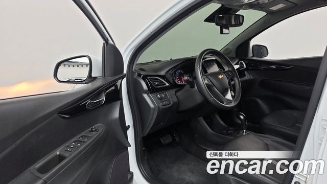 Chevrolet Korea Spark 2022 — photo 24