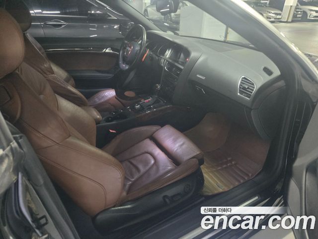 Audi A5 2011 — photo 18