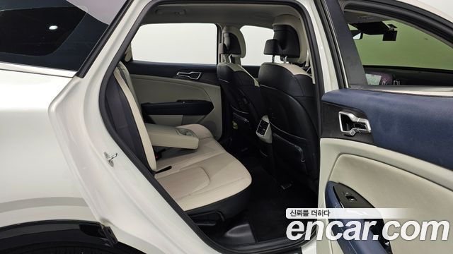 Kia Sportage 2023 — photo 18