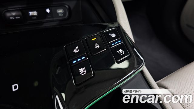Kia Sportage 2023 — photo 24