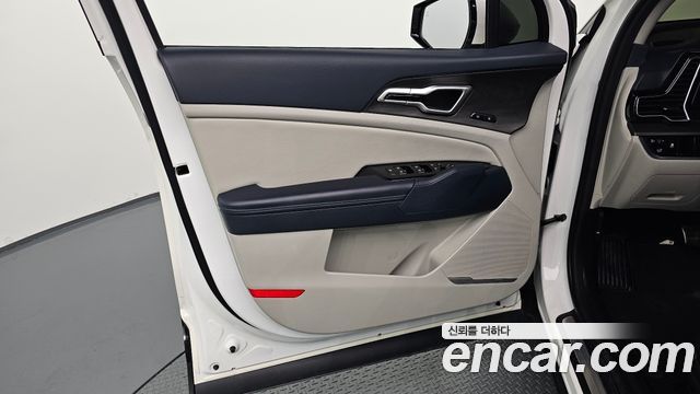 Kia Sportage 2023 — photo 14