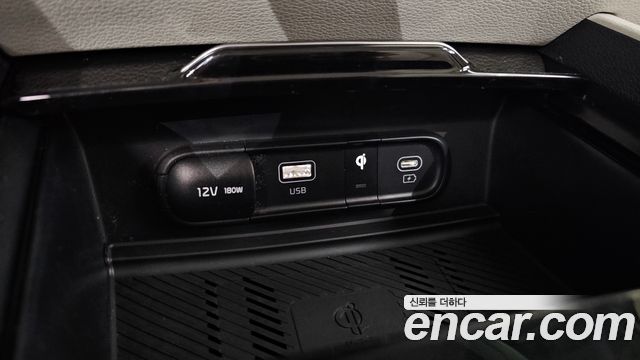 Kia Sportage 2023 — photo 35