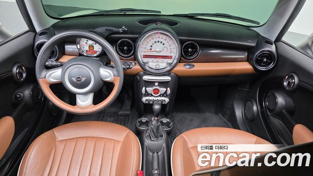 Mini Cooper 2010 — photo 7