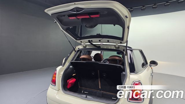 Mini Cooper 2010 — photo 20