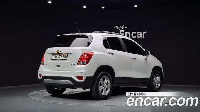 Chevrolet Korea Trax 2018 — photo 2
