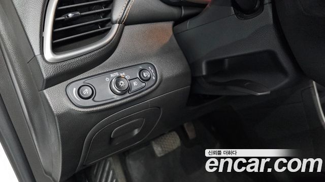Chevrolet Korea Trax 2018 — photo 22