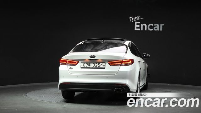 Kia K5 2016 — photo 4
