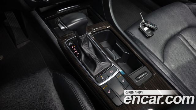 Kia K5 2016 — photo 9