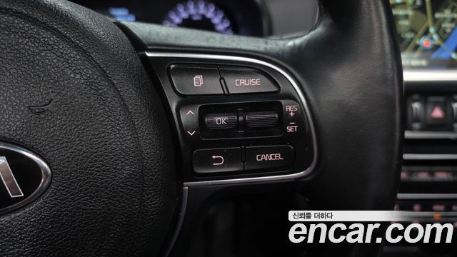 Kia K5 2016 — photo 17