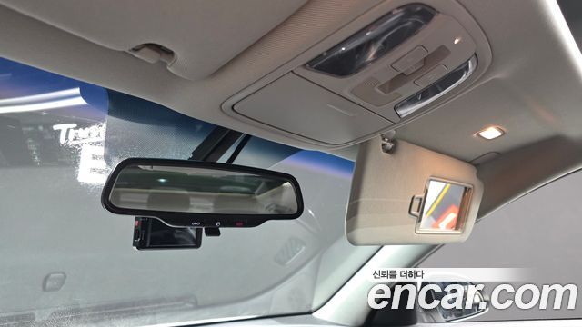 Kia K5 2016 — photo 19