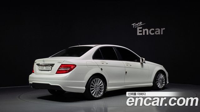 Mercedes-Benz C-Class 2014 — photo 2