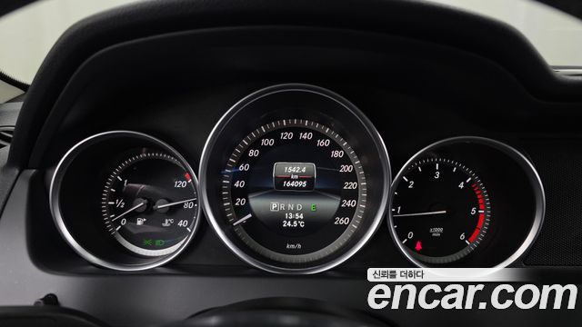 Mercedes-Benz C-Class 2014 — photo 8