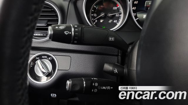 Mercedes-Benz C-Class 2014 — photo 16