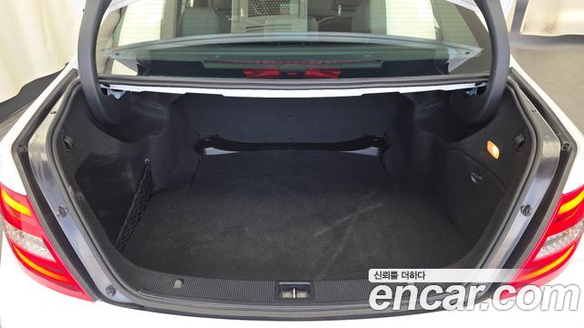 Mercedes-Benz C-Class 2014 — photo 20