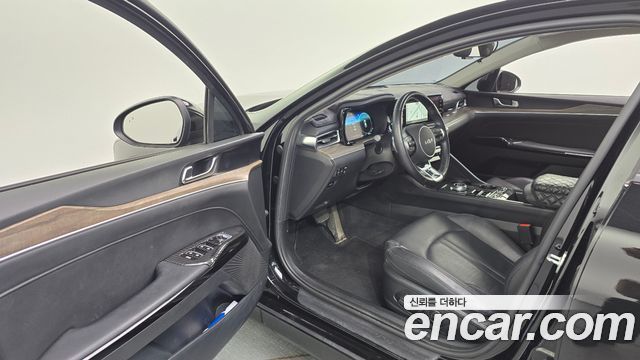 Kia K5 2022 — photo 13