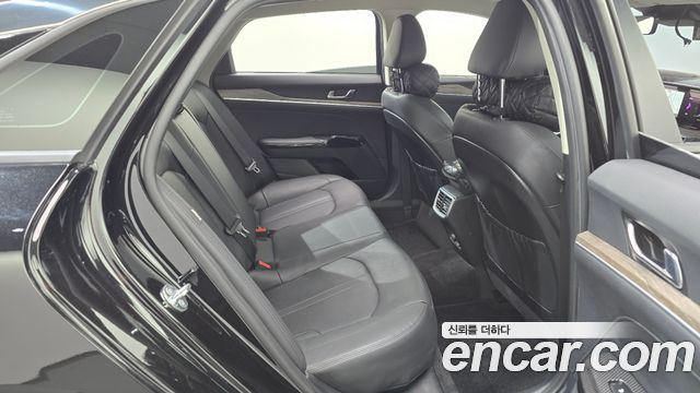 Kia K5 2022 — photo 17