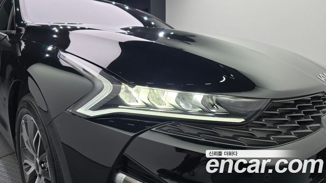 Kia K5 2022 — photo 8