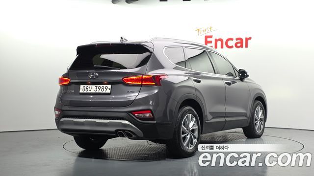 Hyundai Santafe 2019 — photo 2