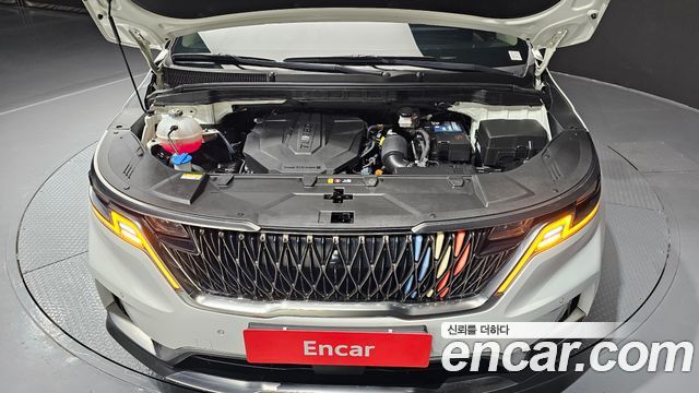 Kia Canival 2023 — photo 6