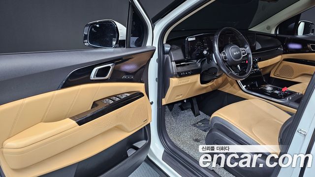 Kia Canival 2023 — photo 13