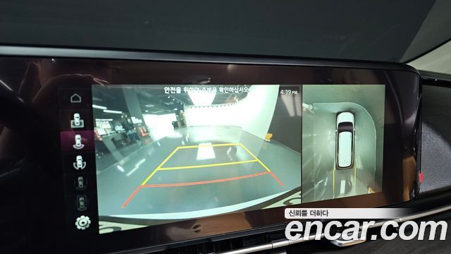 Kia Canival 2023 — photo 21