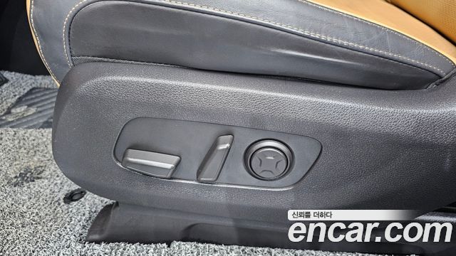 Kia Canival 2023 — photo 27