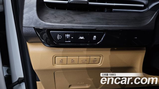 Kia Canival 2023 — photo 29