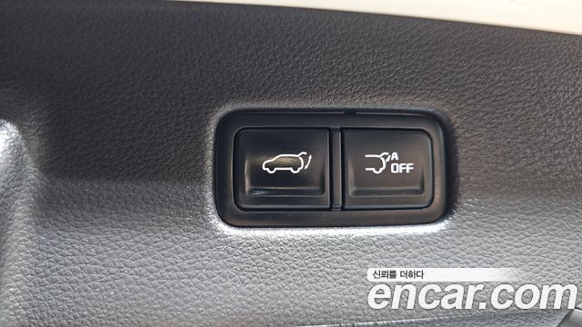 Kia Canival 2023 — photo 33