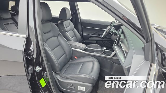 KG Mobility Torres 2023 — photo 11