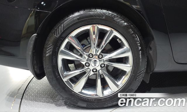 Kia Canival 2019 — photo 5