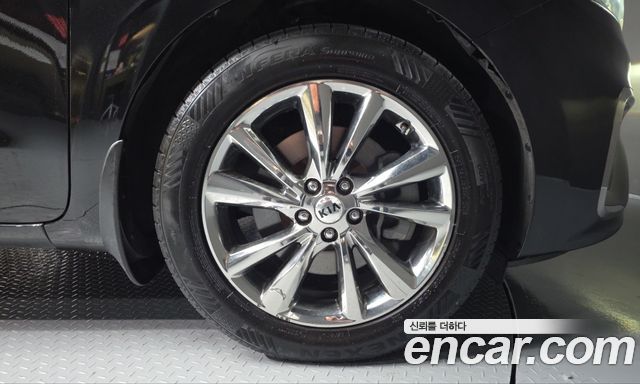 Kia Canival 2019 — photo 7