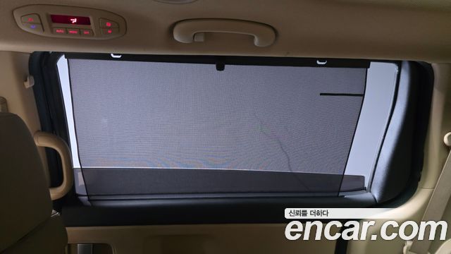 Kia Canival 2019 — photo 30