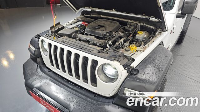 Jeep Wrangler 2021 — photo 6