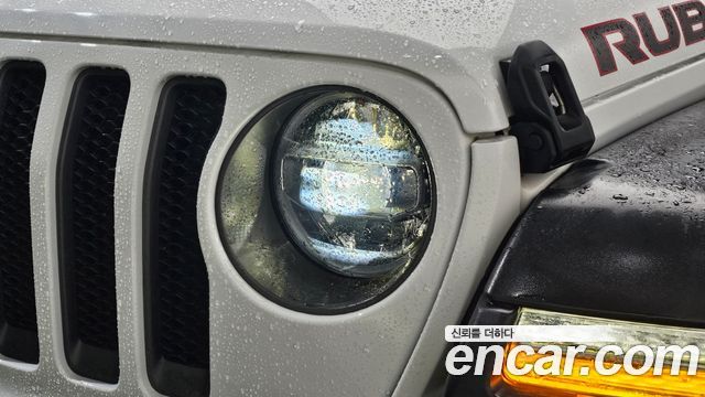 Jeep Wrangler 2021 — photo 8