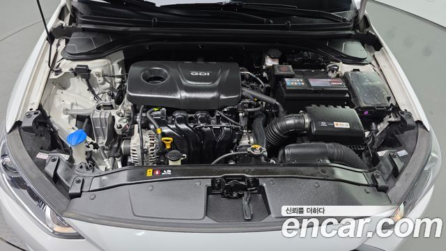 Hyundai AVANTE 2018 — photo 6