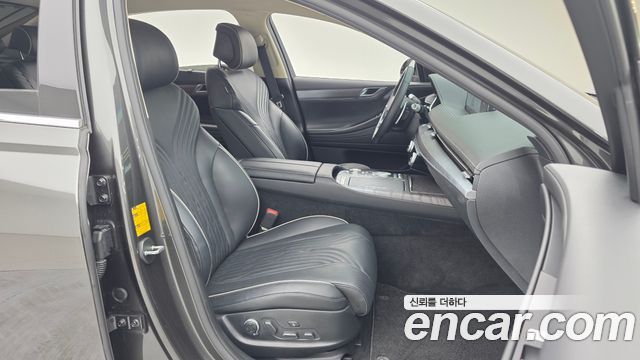 Genesis G80 2022 — photo 11