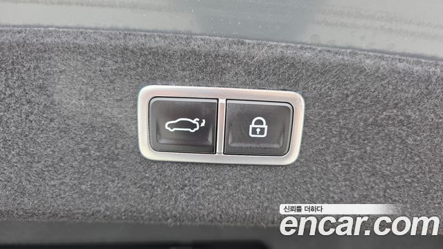 Genesis G80 2022 — photo 20