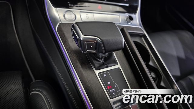 Audi A7 2020 — photo 12