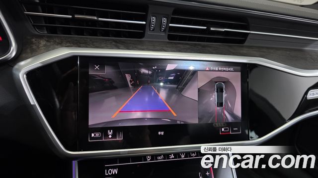 Audi A7 2020 — photo 21