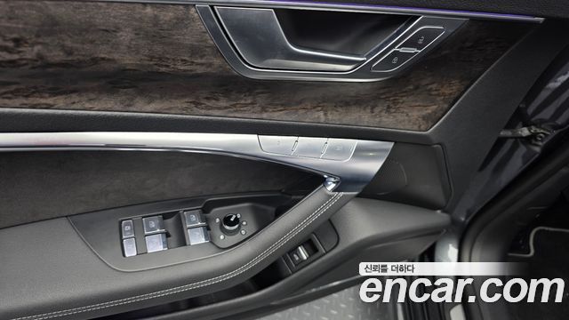 Audi A7 2020 — photo 34