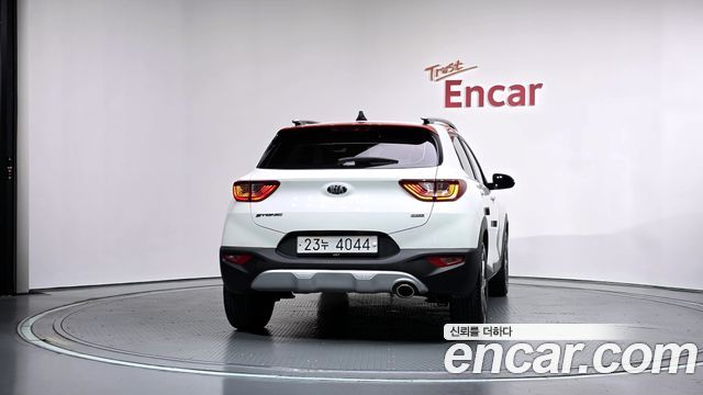 Kia Stonic 2019 — photo 4