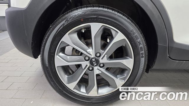 Kia Stonic 2019 — photo 5